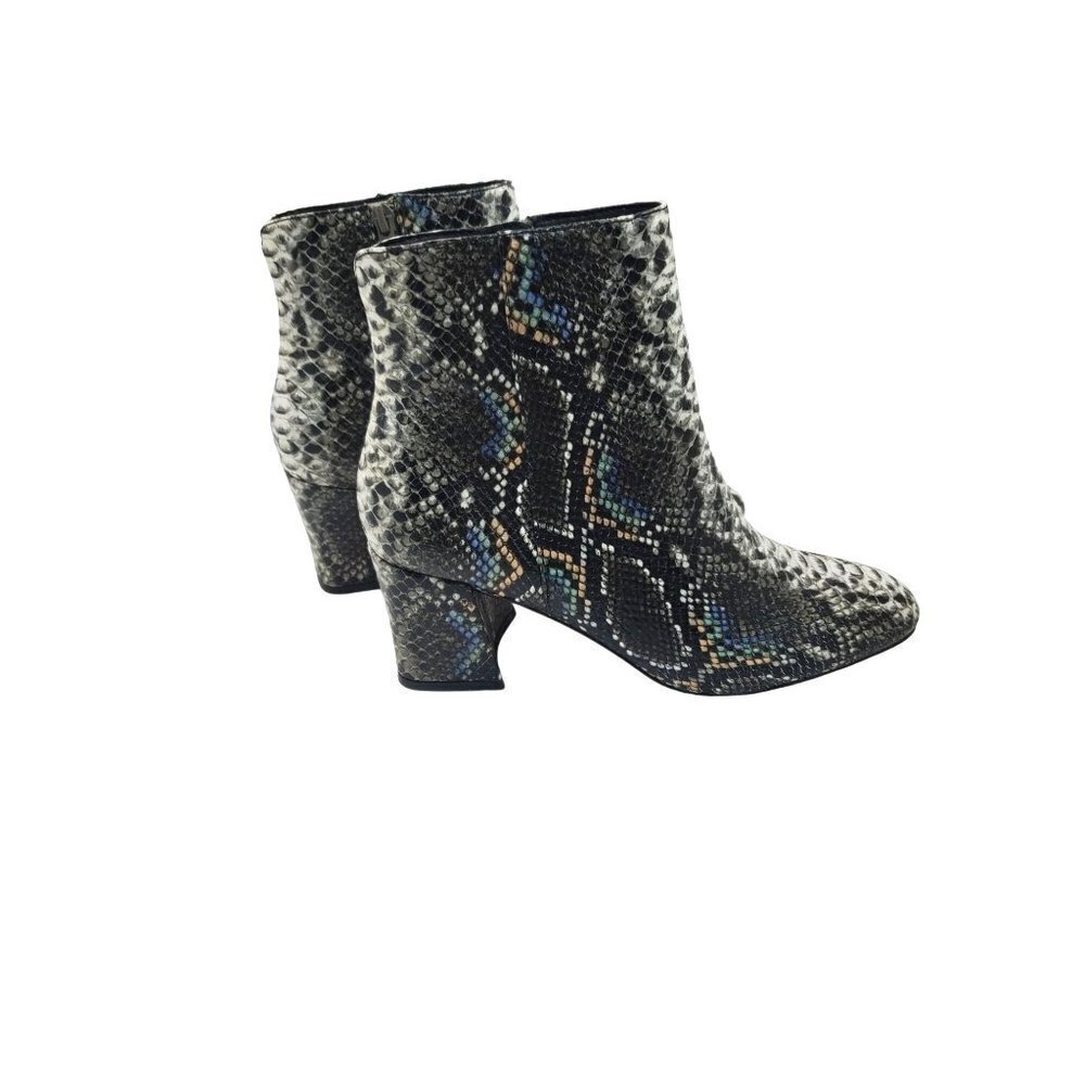 Chinese Laundry Women's Daria Booties Size 8.0 Mars Snake